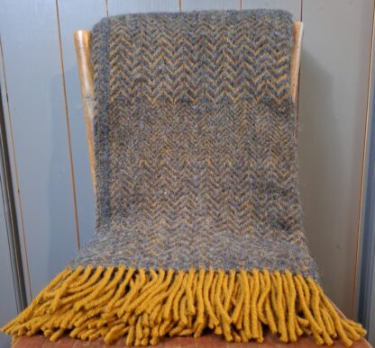 Klippan Zigzag Lava Eco lamswollen deken